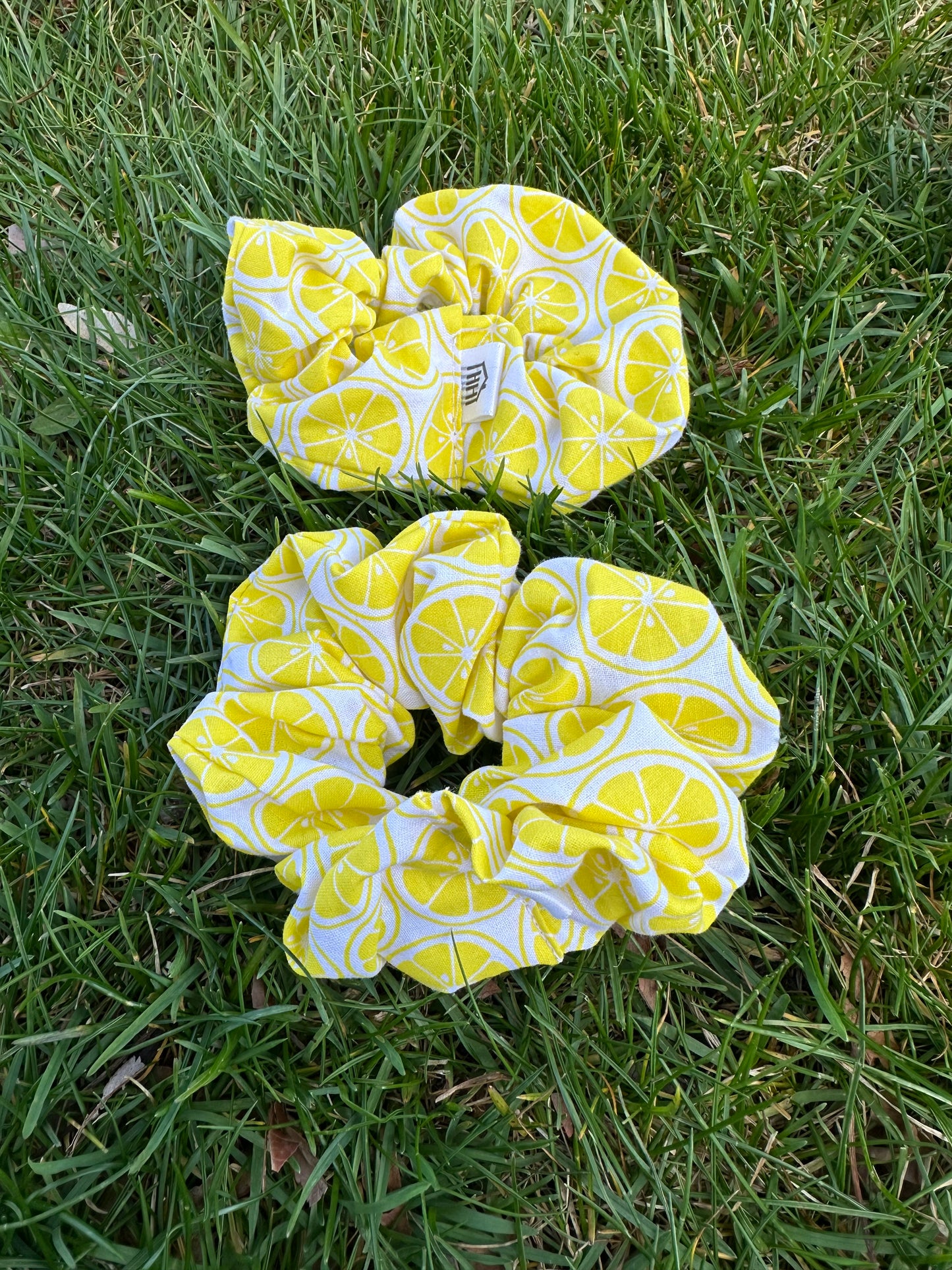 Scrunchie in Lemon Dream