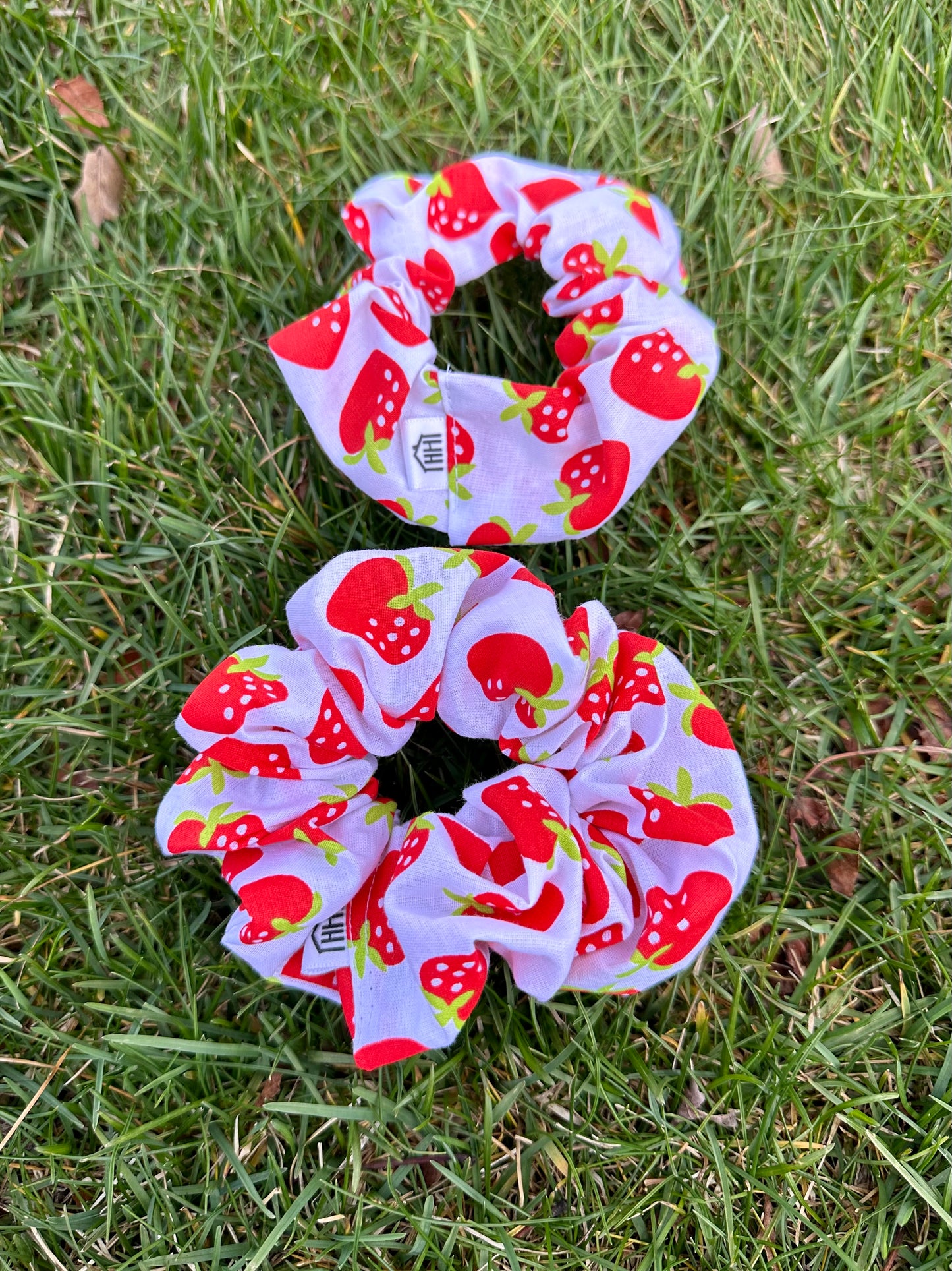 Scrunchie in Strawberry Field