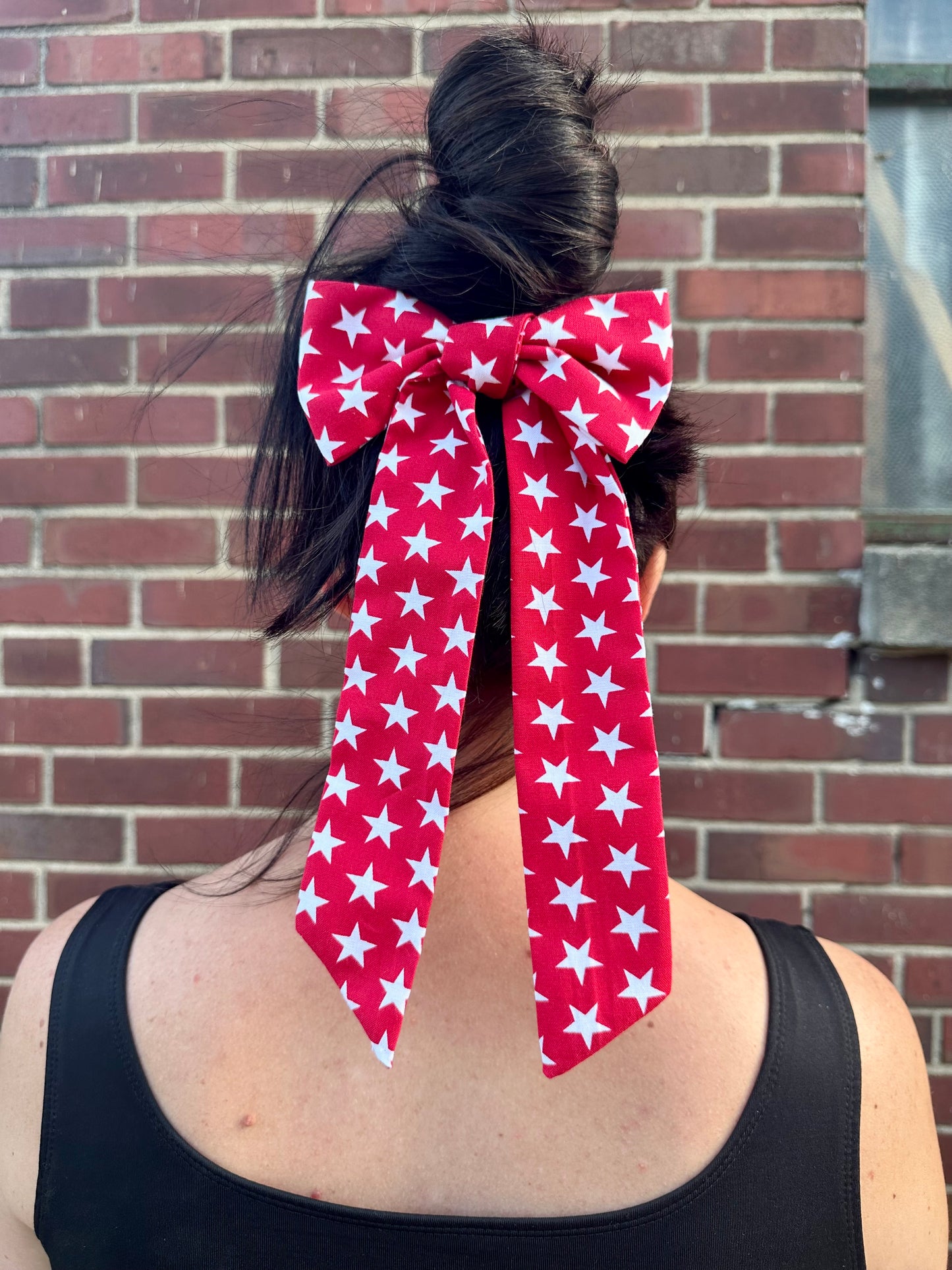 Oversized Bow in Red Star