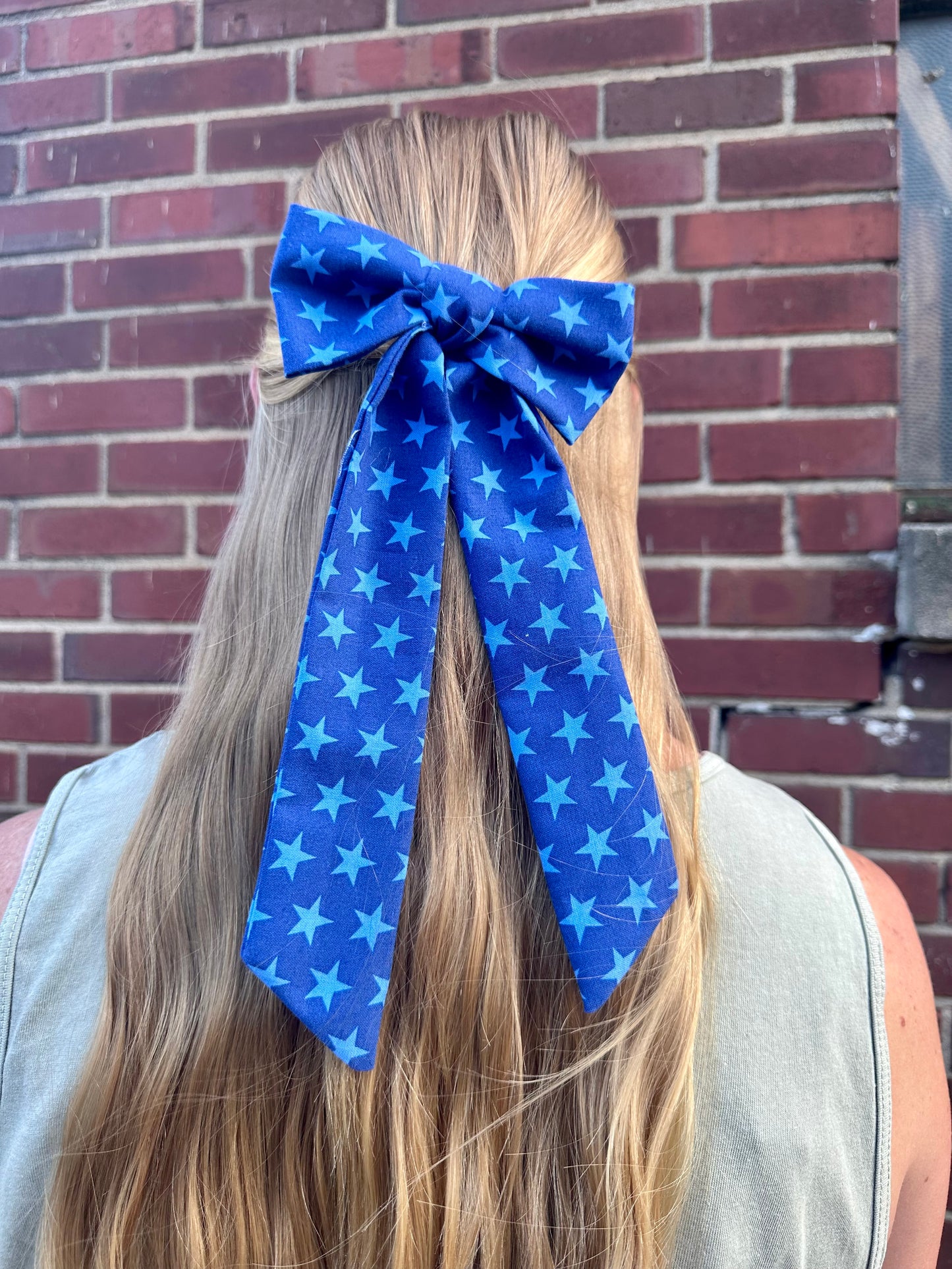 Oversized Bow in Blue Star